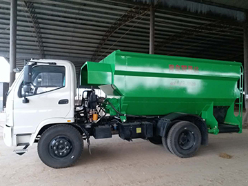 河南某公司購(gòu)買(mǎi)雙側(cè)撒料車